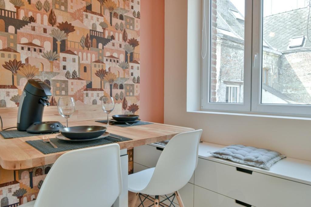 Residence Jean Hardy - Hyper Centre, Parking Gratuit, Wifi, Clim, Gare Valenciennes Extérieur photo