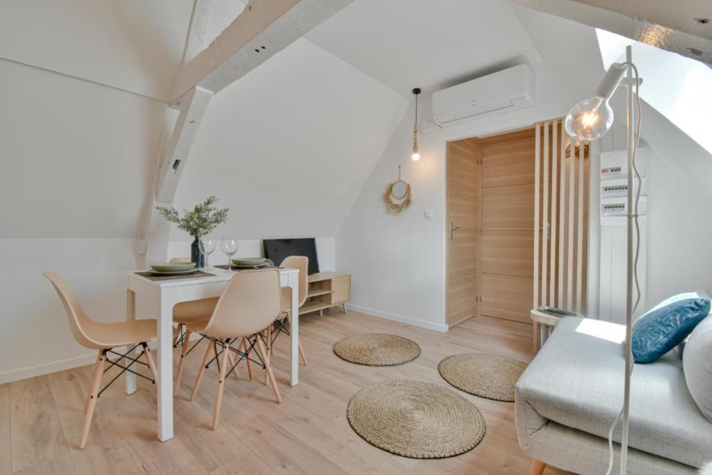 Residence Jean Hardy - Hyper Centre, Parking Gratuit, Wifi, Clim, Gare Valenciennes Extérieur photo